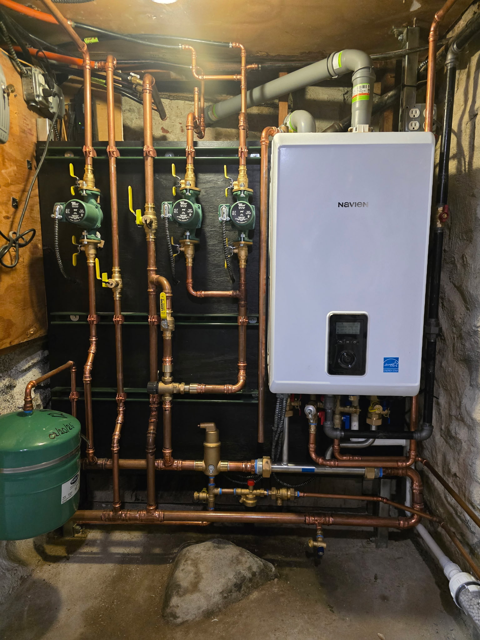 Aztlan HVAC service work